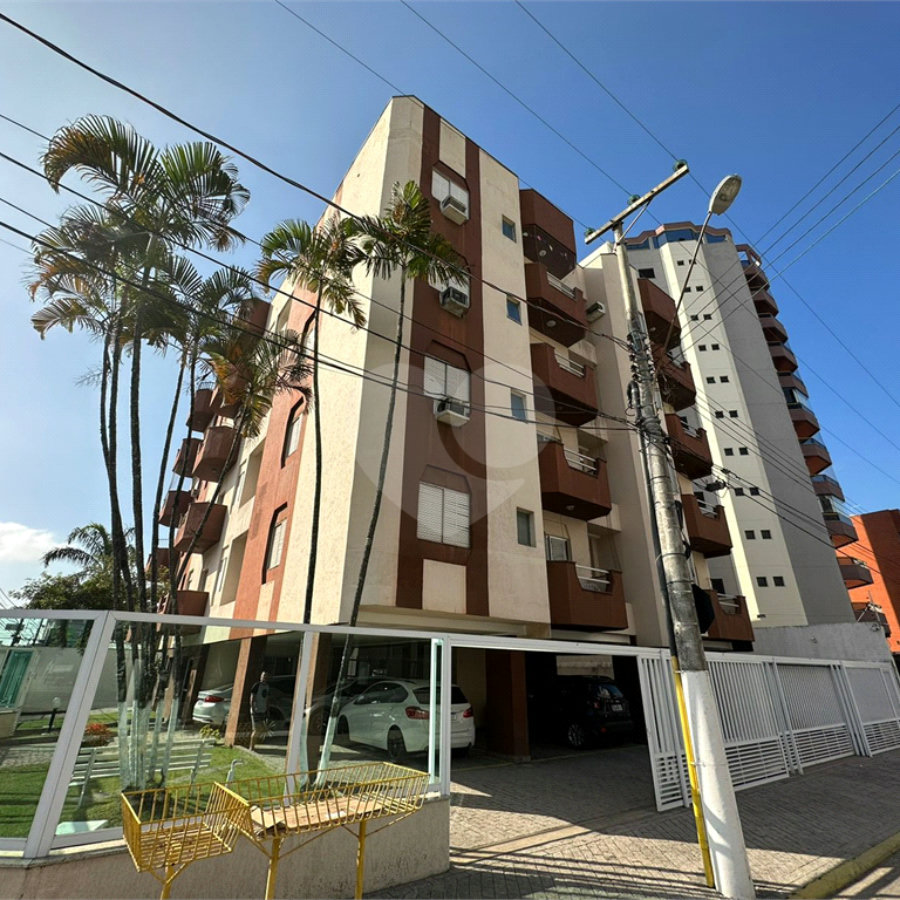 Apartamento para venda na Praia da Enseada em Guarujá/SP.