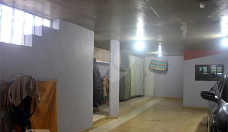 Sobrado à venda com 3 quartos, sendo 1 suíte,  em Jardim Ana Maria, Santo André, SP