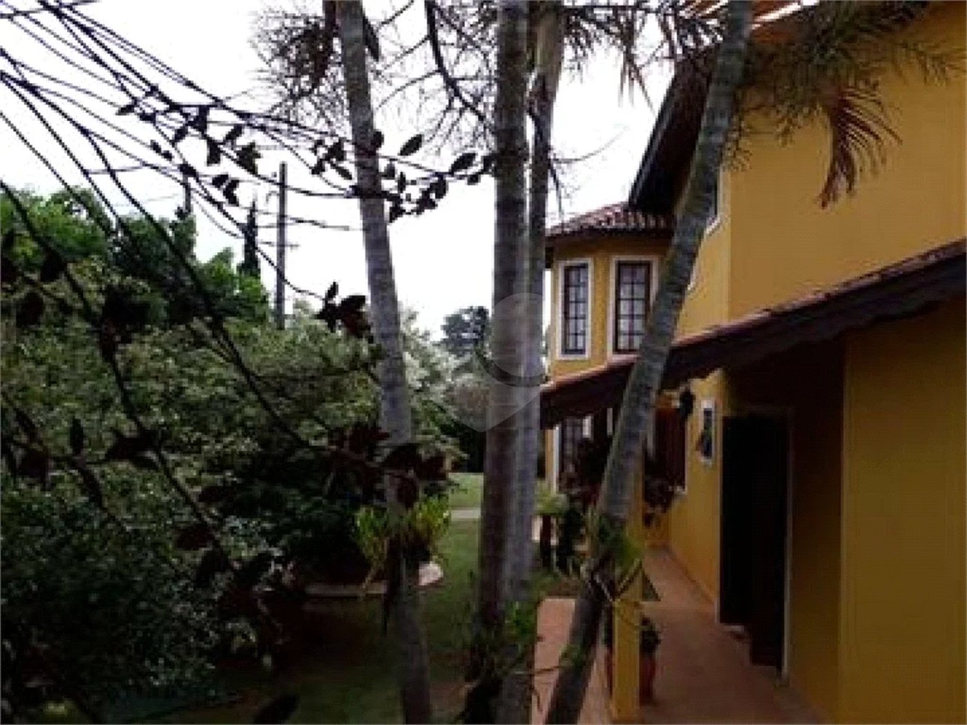 Casa à venda com 3 suítes em Estância Santa Maria do Laranjal, Atibaia, SP