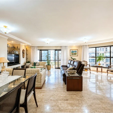 Apartamento de 184 m² em andar alto com 4 dormitórios e 3 vagas em Perdizes