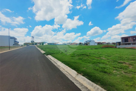 Oportunidade no Condomínio Villa Sapezal com ótima topografia - 360m² – Indaiatuba/SP