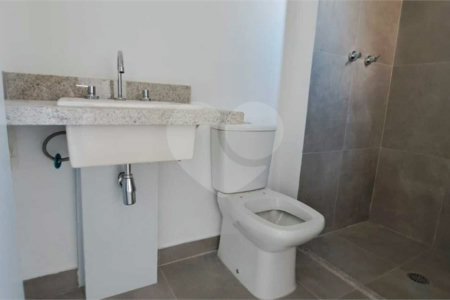 Apartamento á venda em Moema 75m² 2 Suítes 2 Vagas