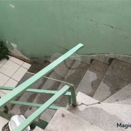 Casa comercial com 120m² , à venda em Guarulhos.