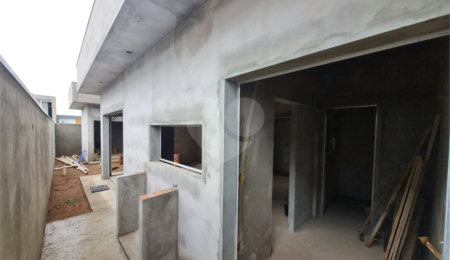 Casa à venda com 2 quartos, sendo 1 suíte,  no condomínio Residencial Villeneuve, São Carlos - SP