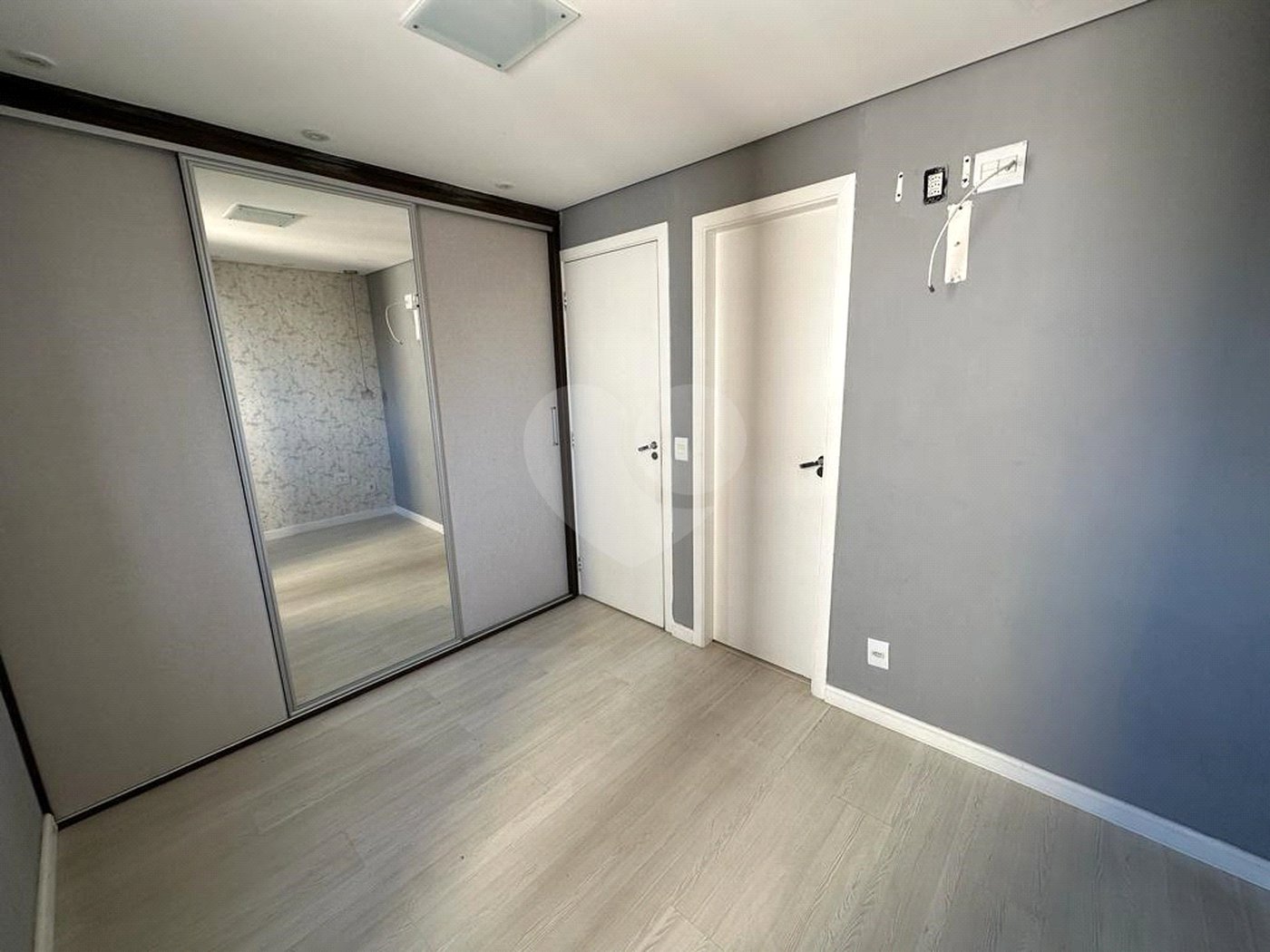 Apartamento MOBILIADO à venda. ÓTIMA OPORTUNIDADE!
