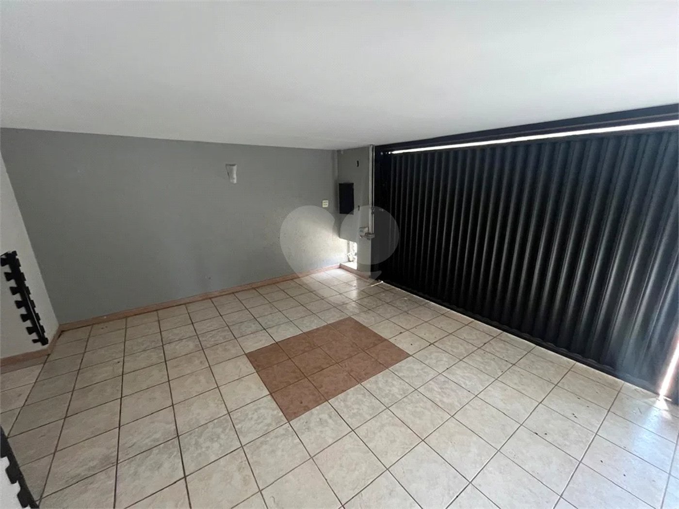Casa Assobradada à Venda – Conforto, Excelente Acabamento e Localização Central