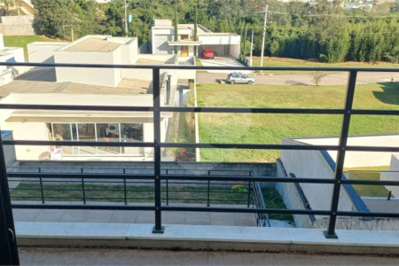 Luxuoso Sobrado com 4 Suítes