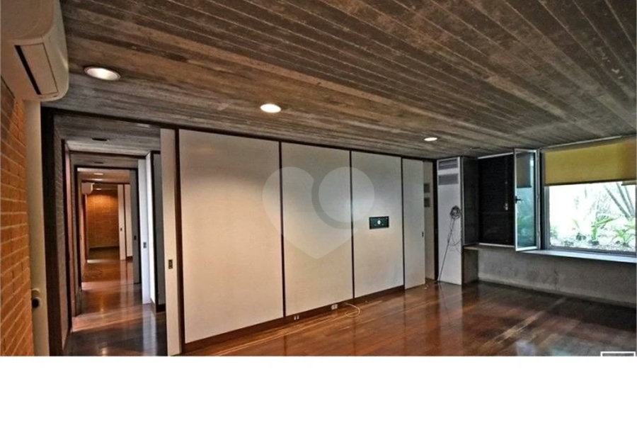 Casa com 976 m² e terreno de 3.100 m², à venda por R$ 16.000.000,00