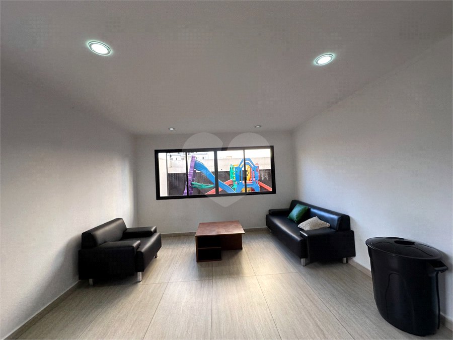 Apartamento de 48m2 à venda com 2 dormitórios e 1 vaga na Bosque da Saúde
