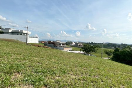 Terreno a venda no condomínio Reserva Santa Isabel Louveira