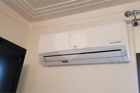 APARTAMENTO DE FINO TRATO - UM POR ANDAR NA MOOCA BELO