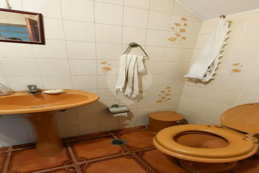 Casa à venda com 6 quartos, sendo 3 suítes,  em Jardim Brasil (zona Sul), São Paulo, SP