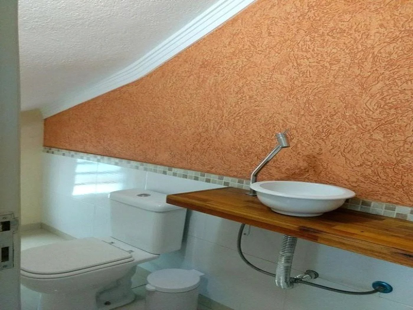 Casa à venda com 3 quartos, sendo 1 suíte, em Jardim Rosa Maria, São Paulo, SP
