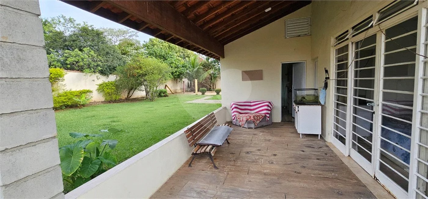 CHÁCARA À VENDA – ESTORIL (ONDINHAS)