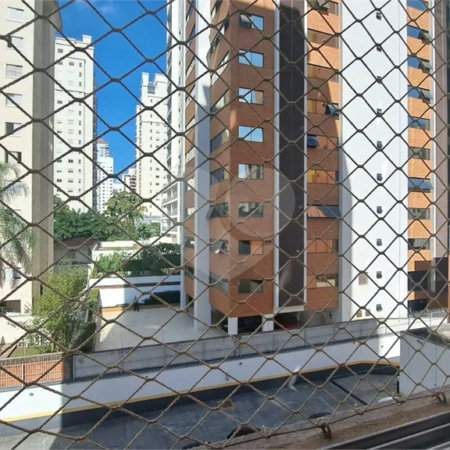 Ótima localização.