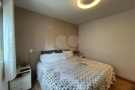 Apartamento á venda com 200m² - Bosque da Saúde