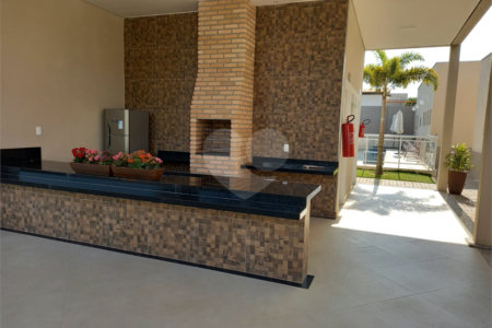 Apartamento Térreo – Condomínio Monte Pinheiros