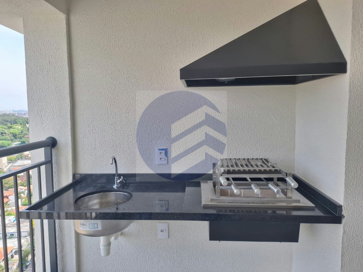 Apartamento à venda com 2 quartos, sendo 2 suítes, em Vila Pirajussara, São Paulo - SP
