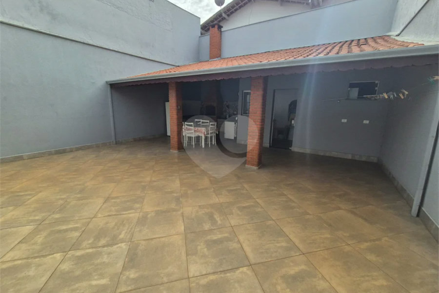 Casa à venda no bairro Maracanã, 3 quartos, 2 suítes em Piracicaba/SP.