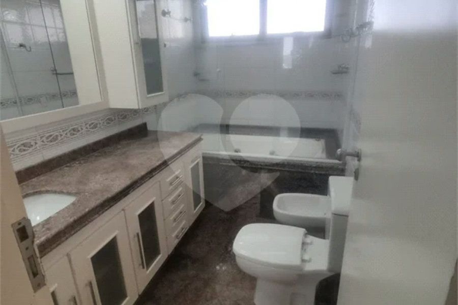 Apartamento para venda e locação no Bairro Vila Rezende em Piracicaba - SP.