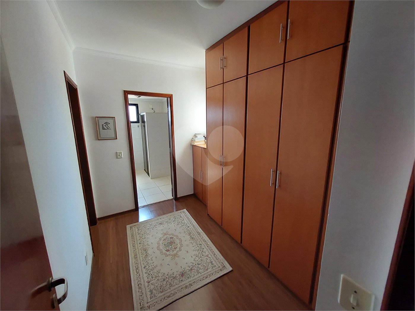 Apartamento com 3 suítes no centro de São Carlos