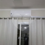 Indaiatuba - Condomínio Grand Ville - Apto mobiliado - Locação - R$ 3.000,00 - condominio - R$ 620,82 - IPTU - R$ 102,83- Apartamento 63m³ - 3 quartos - Apartamento semi mobiliado com ar condicionado - 1 quarto suíte. Inclui cama box Queen e guarda roupa modulado grande. 1 quarto com guarda-roupas.