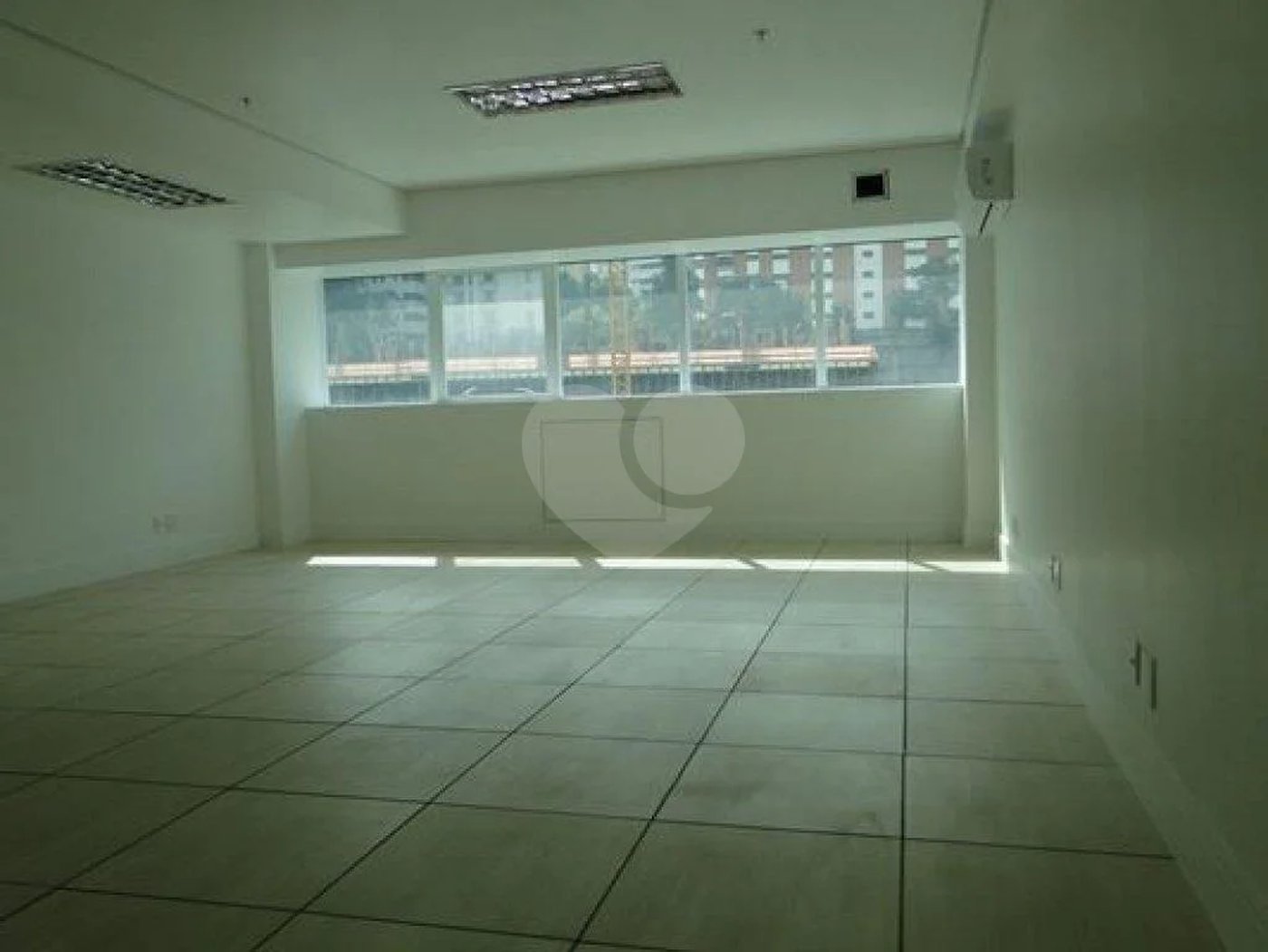 Sala Comercial para venda na região do Morumbi!!!