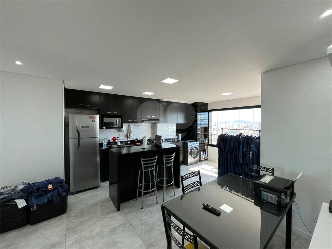 Apartamento no Brás repleto de lazer com 50 m² com 2 dormitórios e 1 vaga, Estuda Permuta