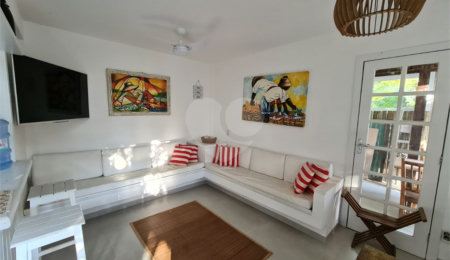 Casa à venda com 2 quartos, sendo 1 suíte,  em Manguinhos, Armação dos Búzios, RJ