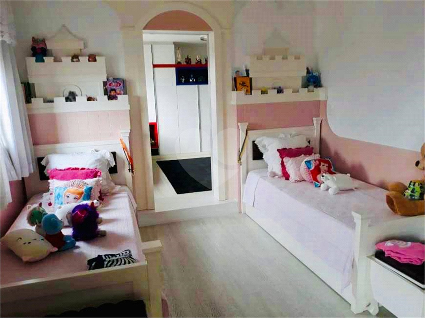 Apartamento à venda na Saúde de 500m² com 5 dormitórios, 4 suítes e 5 vagas