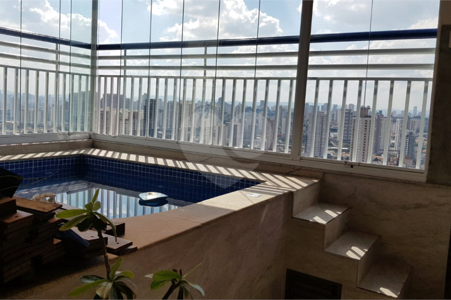 Cobertura Duplex à venda de 03 Quartos 1 suíte e 2 vagas Piscina Aquecida no terraço na Vila Zelina