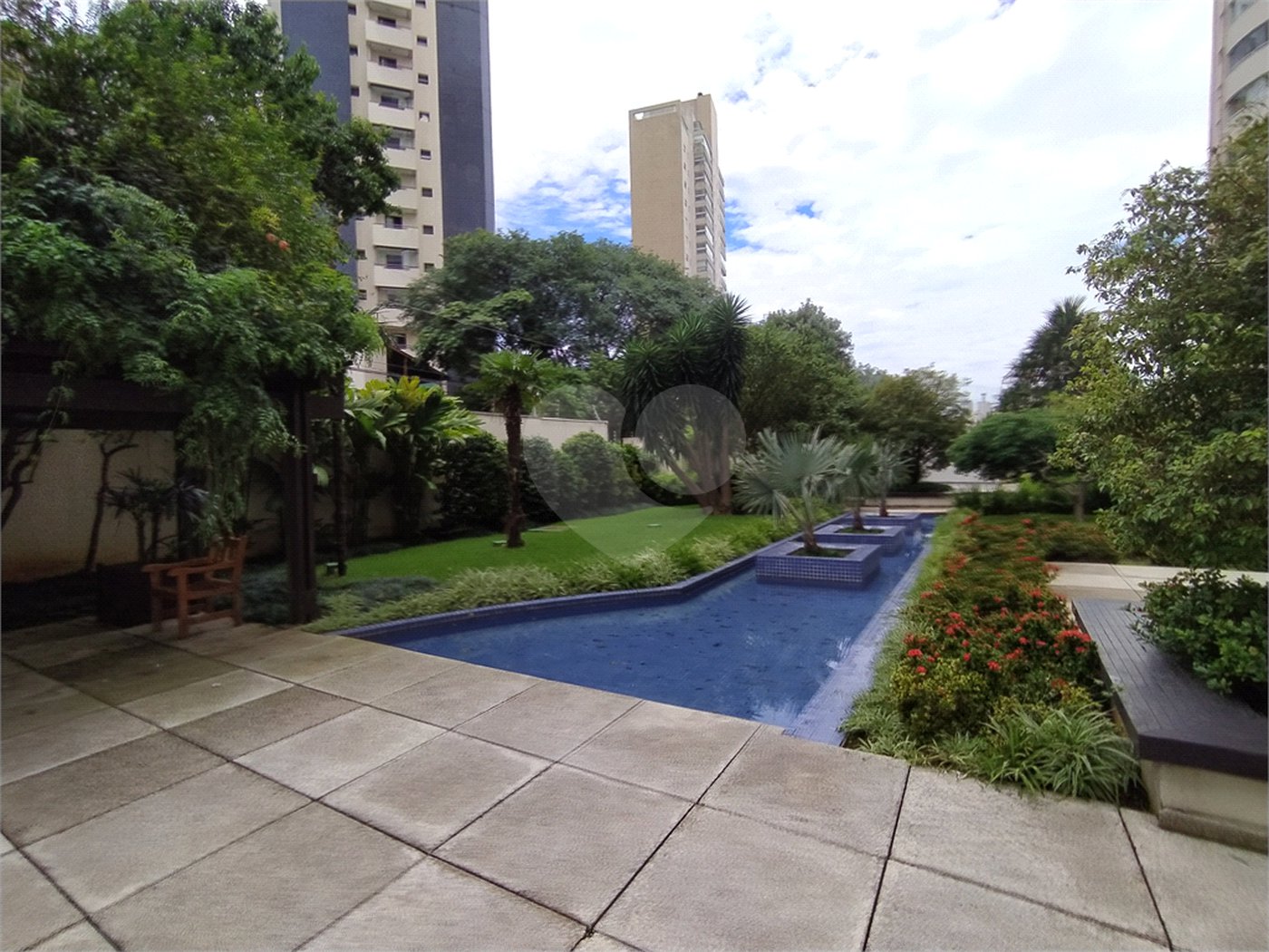 Apartamento de 145m2 com varanda gourmet 3 dormitórios e 2 vagas à venda na Chácara Klabin