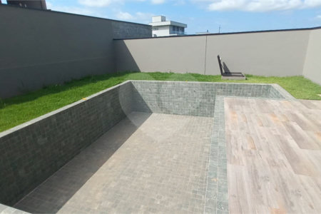 Casa Tipo Sobrado no Condomínio Santa Isabel - Louveira/SP