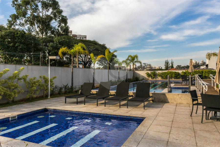 Apartamento à venda na Vila Mariana de 100m² com 3 dormitórios, 2 suítes, 2 vagas e lazer