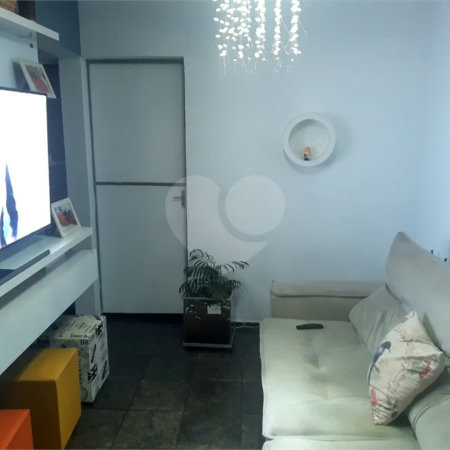 Apartamento á venda - Ferraz de Vasconcelos