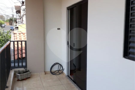 Sobrado à venda com 3 quartos em Jardim Bicão, São Carlos, SP