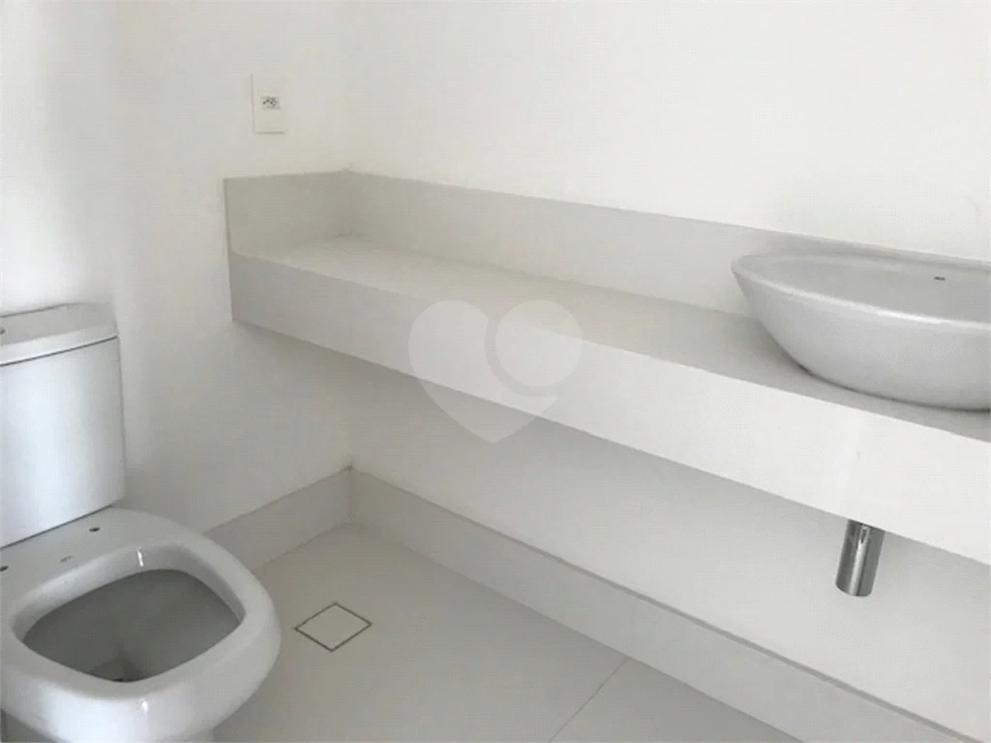 Apartamento com 3 suítes à venda no Jardim América - SP