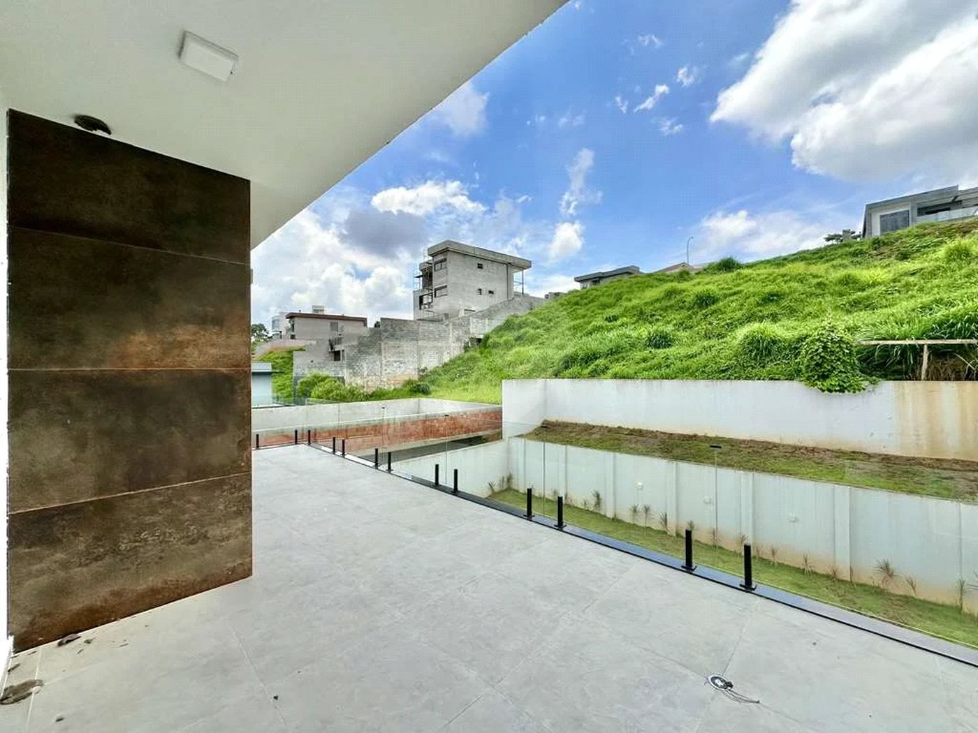 Casa em Cond. Vintage - Zero Km, 3 suítes, piscina, gourmet!