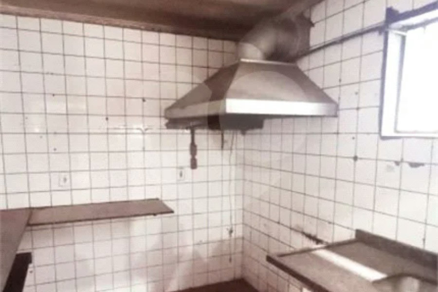 Aluga-se Salão Comercial de 150 m² no Jabaquara — Excelente Oportunidade!