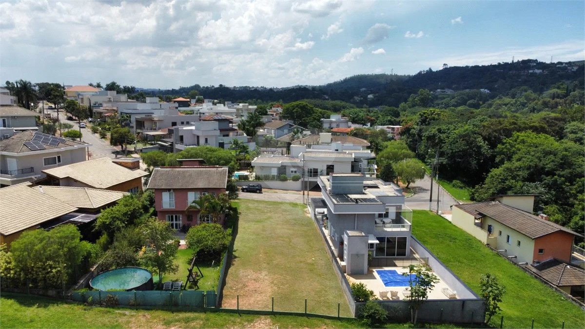 Terreno de 504 m², Plano e Face Norte no Reserva dos Vinhedos – Louveira/SP