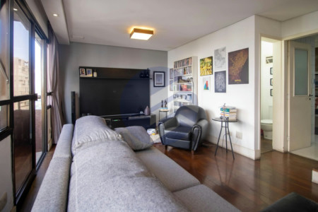 Duplex à venda com 2 quartos, sendo 2 suítes, em Jardim Londrina, São Paulo - SP