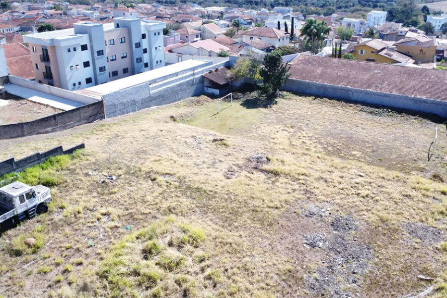 Terreno Plano para Construção ou Investimento – 3.200m² – Frente ao San Michel no bairro Campos Elíseos