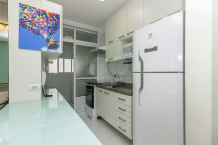 **Apartamento na Saúde 61m² | 2 dormitórios | 1 suíte | 2 vagas | depósito privativo**