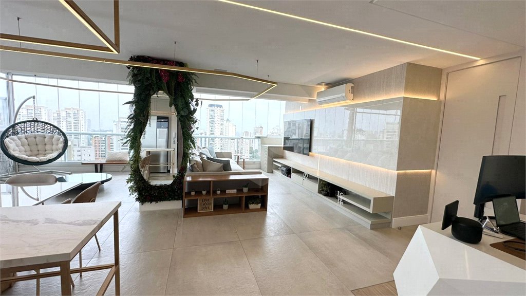 Apartamento de 140 m², 2 dormitórios sendo uma suìte, 3 vagas - Campo Belo/SP.
