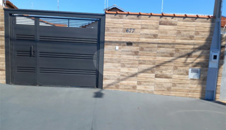 Casa à venda com 2 quartos, sendo 1 suíte,  em Jardim Aclimação, Araraquara, SP
