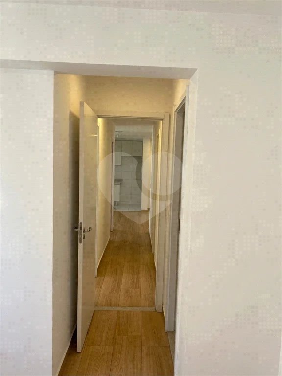 Apartamento com 70m² , 2 dormitórios , sendo 1 suíte , 1 vaga de garagem , à venda no bairro Campestre em Santo André.