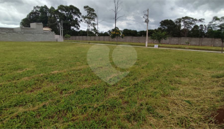 Terreno à venda no condomínio Recanto do Sabiá, São Carlos - SP