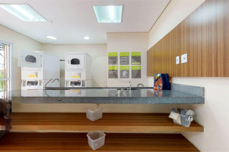 Apartamento à venda Bela Vista, 38m², andar alto, 1 dormitório, 1 vaga, lazer, porteira fechada
