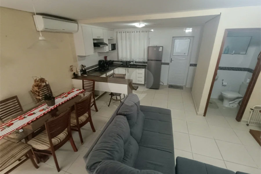 Casa à venda ou para alugar com 2 suítes em Boraceia, Bertioga, SP