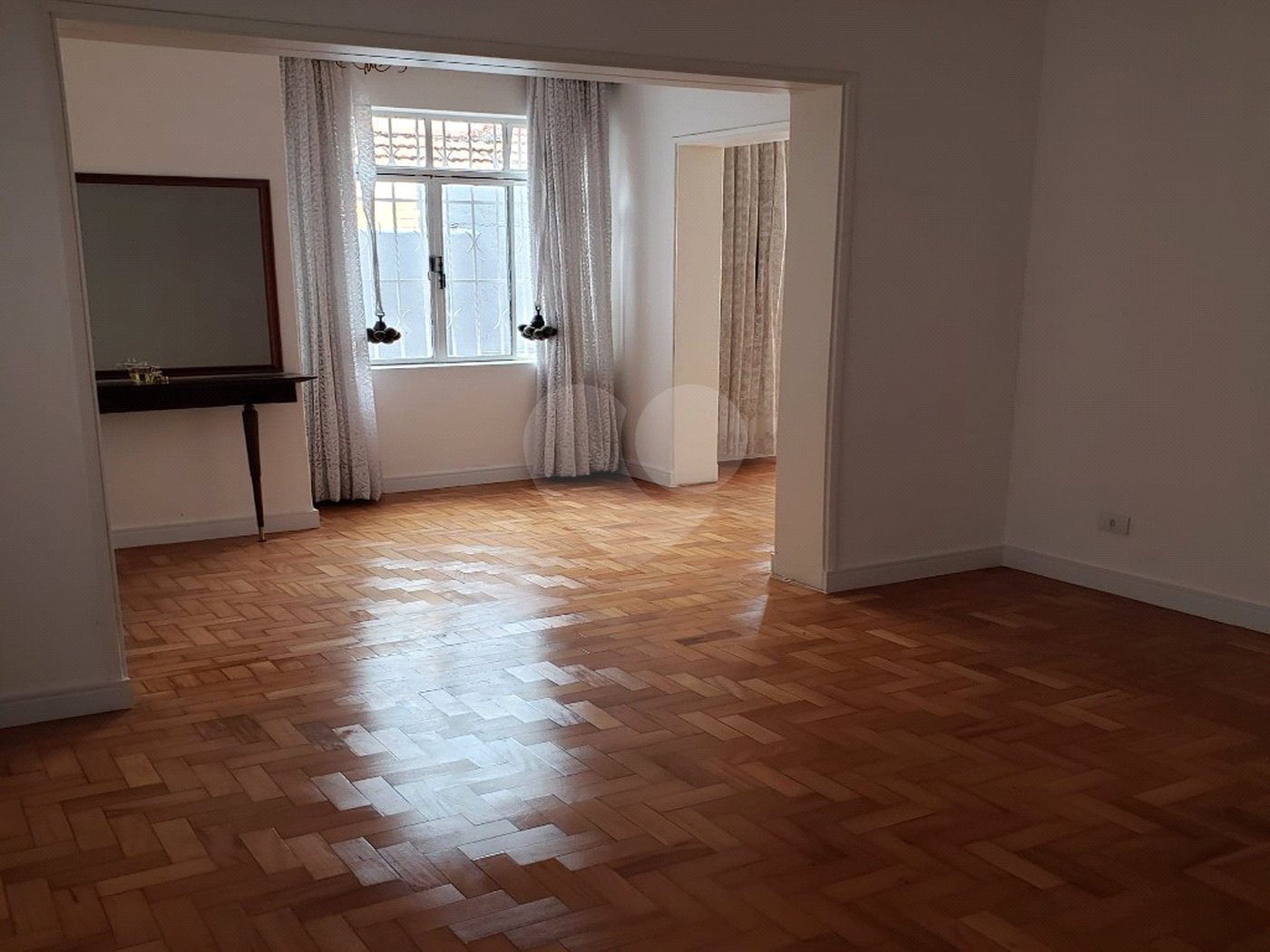 Casa comercial para locação na Vila Mariana, perfeita para consultórios, escritórios, clínicas